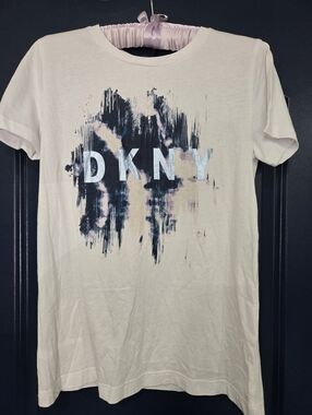 💖 DKNY Logo T-shirt
